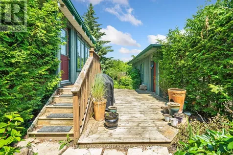 74 Lake Avenue West Carleton Place ON K7C 1L6