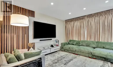 254 Waterbrook Lane Kitchener ON N2P 0H7