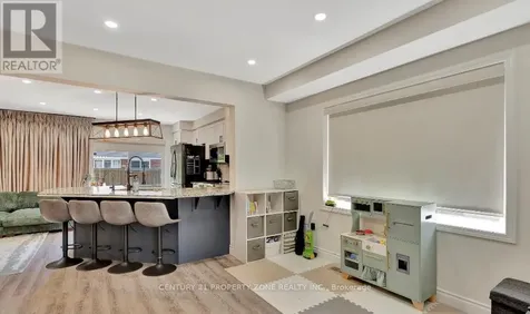 254 Waterbrook Lane Kitchener ON N2P 0H7