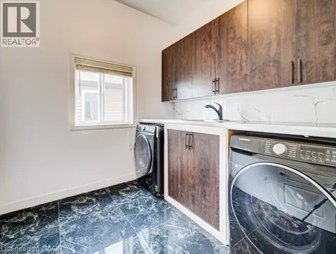 55 Isaiah Drive Kitchener ON N2E 0B2