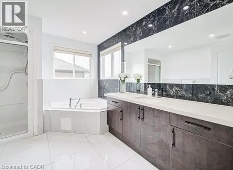 55 Isaiah Drive Kitchener ON N2E 0B2