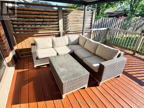 44 Peach Tree Boulevard St. Thomas ON N5R 4Y7