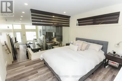 341 Cambridge Street North Ottawa ON K1R 7B3