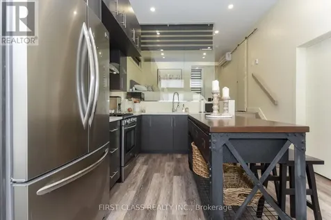 341 Cambridge Street North Ottawa ON K1R 7B3