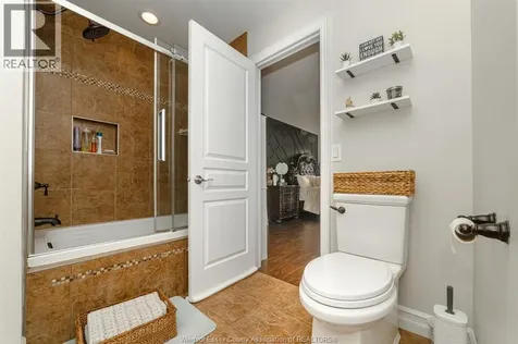 37 Antonio Court Leamington ON N8H 5P8