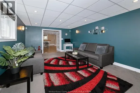 37 Antonio Court Leamington ON N8H 5P8