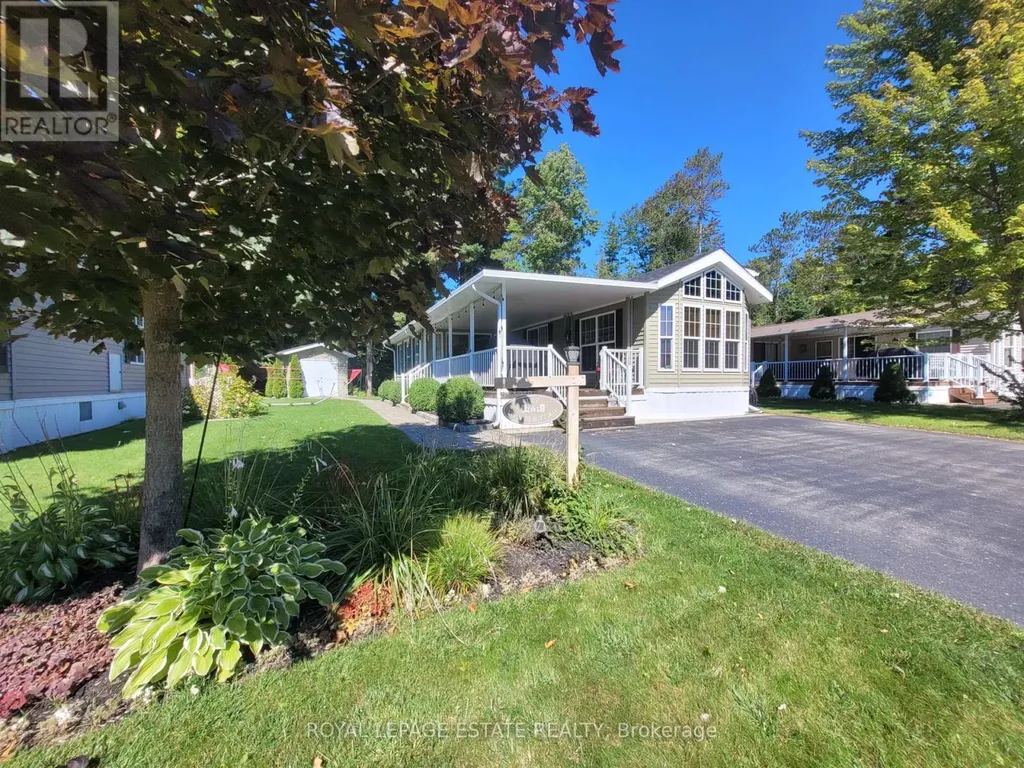 127 Madawaska Trail Wasaga Beach ON L9Z 1X7