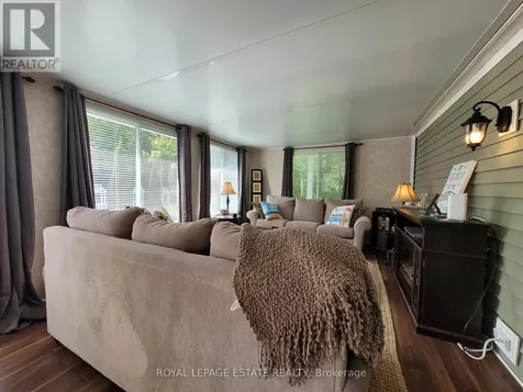 127 Madawaska Trail Wasaga Beach ON L9Z 1X7