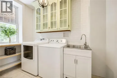35 Schweitzer Street Kitchener ON N2K 1B5