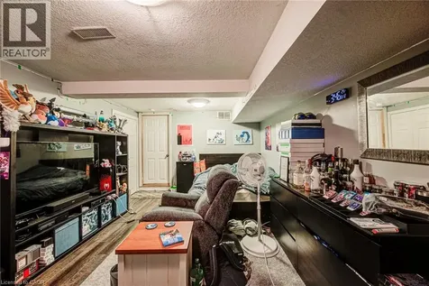 841 Duke Street Cambridge ON N3H 3T8