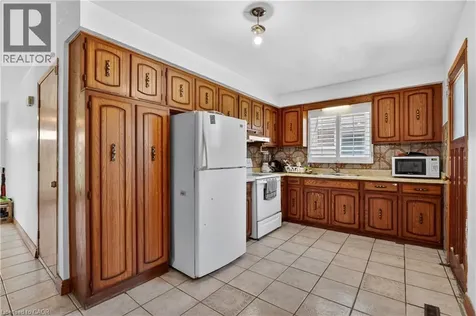 128 Hadeland Avenue Hamilton ON L9C 5Z9