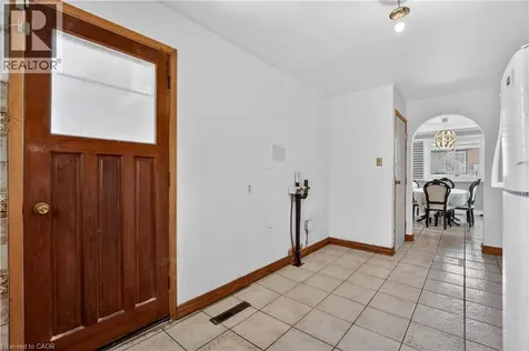 128 Hadeland Avenue Hamilton ON L9C 5Z9
