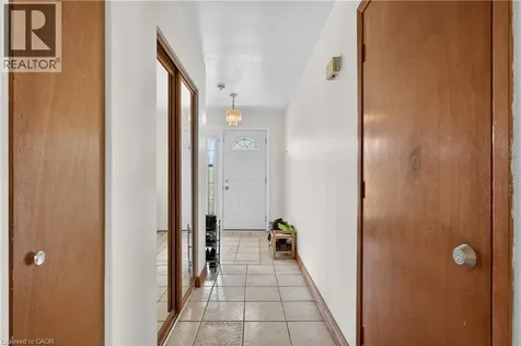 128 Hadeland Avenue Hamilton ON L9C 5Z9