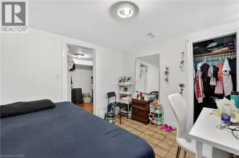 128 Hadeland Avenue Hamilton ON L9C 5Z9