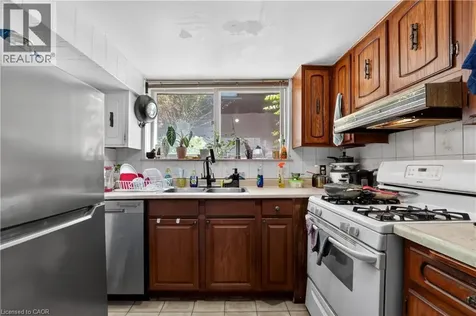 128 Hadeland Avenue Hamilton ON L9C 5Z9