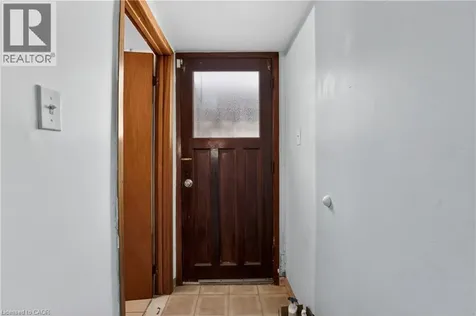 128 Hadeland Avenue Hamilton ON L9C 5Z9