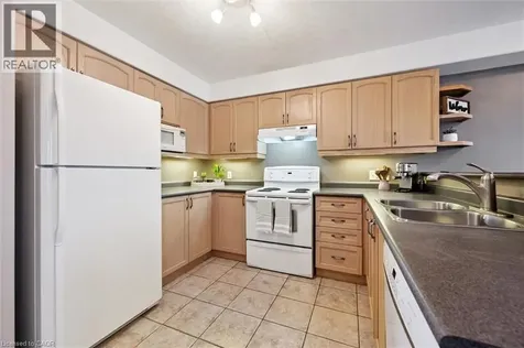 535 Windflower Crescent Kitchener ON N2E 4L7