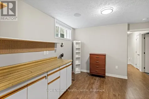 1877 8th Avenue West Owen Sound ON N4K 0A7