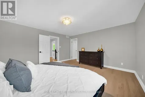 1218 Rideau Bend Crescent Ottawa ON K4M 1B5