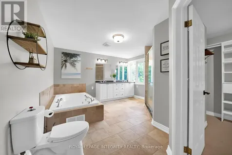 1218 Rideau Bend Crescent Ottawa ON K4M 1B5