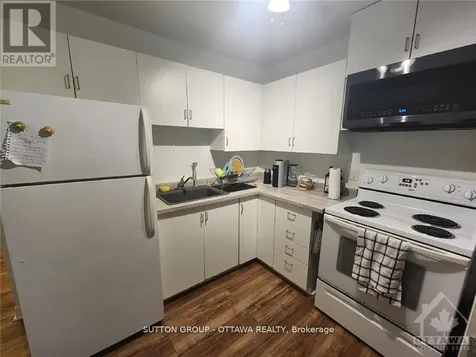 244 Westhaven Crescent Ottawa ON K1Z 7G3