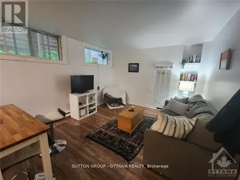244 Westhaven Crescent Ottawa ON K1Z 7G3