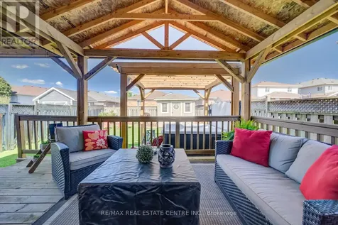 101 Edgemere Drive Cambridge ON N1P 1E9
