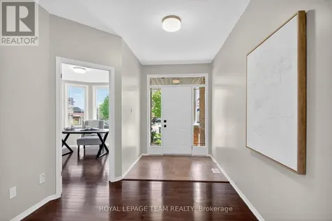 121 Muskego Crescent Ottawa ON K2W 1H6