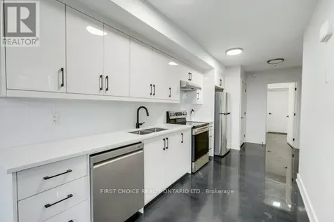 271 Queen Mary Street Ottawa ON K1K 1X1