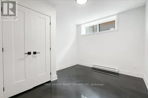 271 Queen Mary Street Ottawa ON K1K 1X1