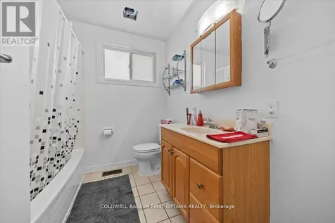 902 Watson Street Ottawa ON K2B 6B9