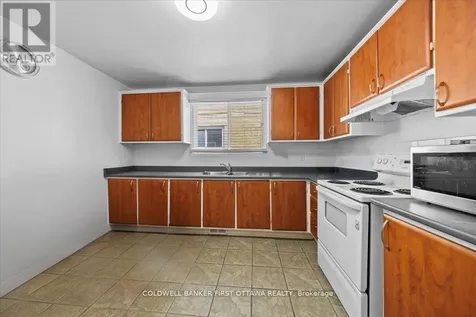 902 Watson Street Ottawa ON K2B 6B9