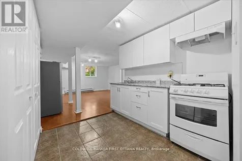 902 Watson Street Ottawa ON K2B 6B9