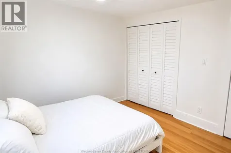 2688 Jamaica Crescent Windsor ON N9E 2Z2