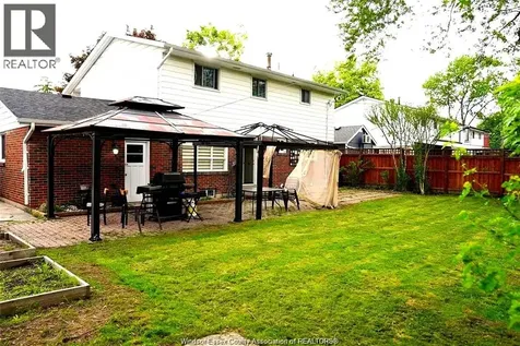 2688 Jamaica Crescent Windsor ON N9E 2Z2