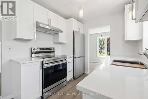 736 Champlain Drive Cornwall ON K6H 6S8