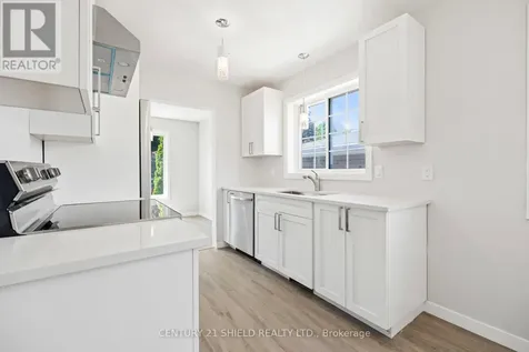 736 Champlain Drive Cornwall ON K6H 6S8
