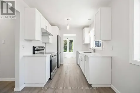 736 Champlain Drive Cornwall ON K6H 6S8