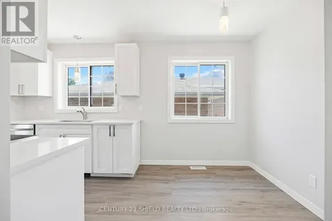 736 Champlain Drive Cornwall ON K6H 6S8