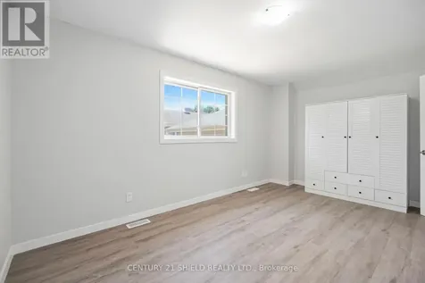 736 Champlain Drive Cornwall ON K6H 6S8