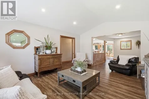 2015 Alma Street Howick ON N0G 1X0