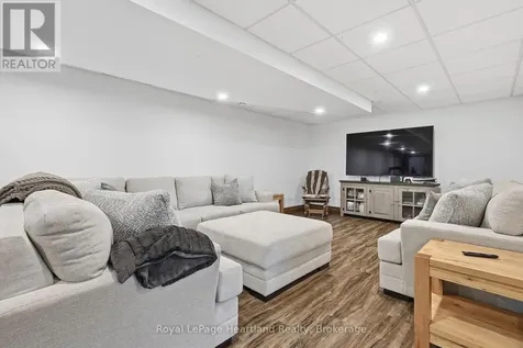 2015 Alma Street Howick ON N0G 1X0