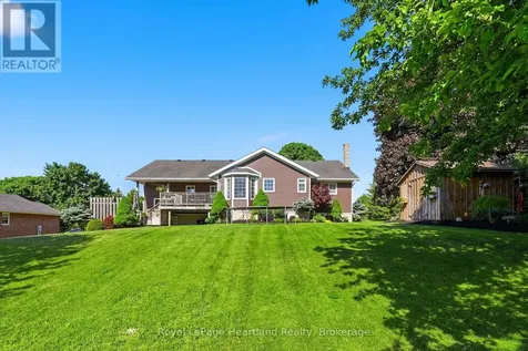 2015 Alma Street Howick ON N0G 1X0