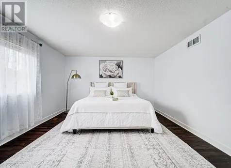 55 Isaiah Drive Kitchener ON N2E 0B2
