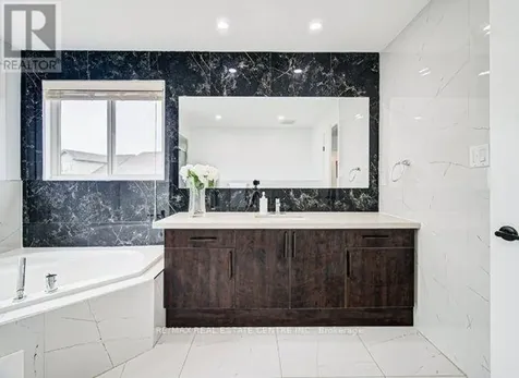 55 Isaiah Drive Kitchener ON N2E 0B2
