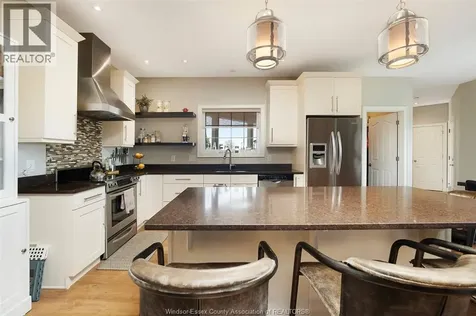 658 Talbot Street East Leamington ON N0P 2P0