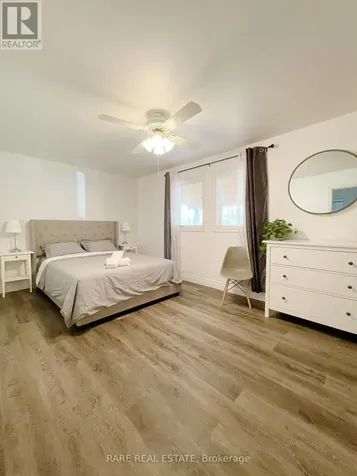 17 Leslie Anne Drive Wasaga Beach ON L9Z 2N6