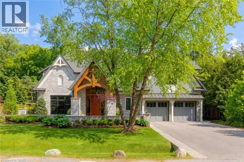 129 Wolfdale Avenue Oakville ON L6L 4R9