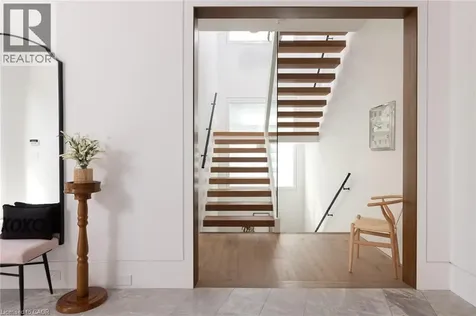 129 Wolfdale Avenue Oakville ON L6L 4R9