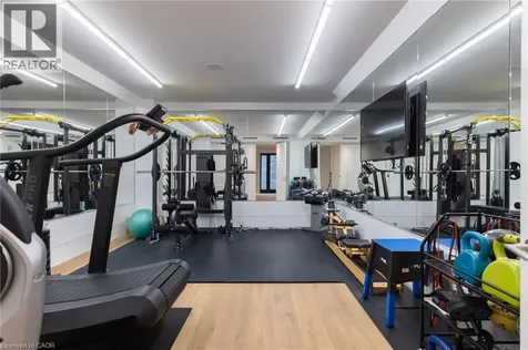 129 Wolfdale Avenue Oakville ON L6L 4R9